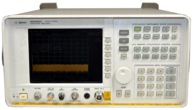 8560E-spectrum-analyzer